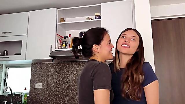 Lesbian Orgasm Videos